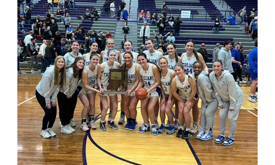 Girls Basketball Regional photo