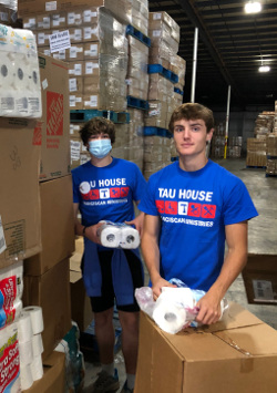 Students at Tau House food pantry